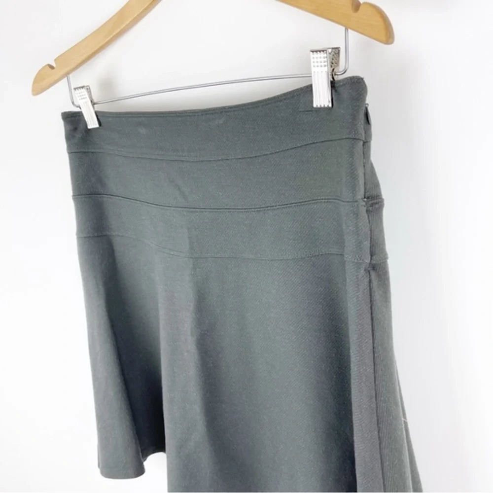 Athleta Ponte Knit A line Flare Skirt Olive Green Women's Size 6